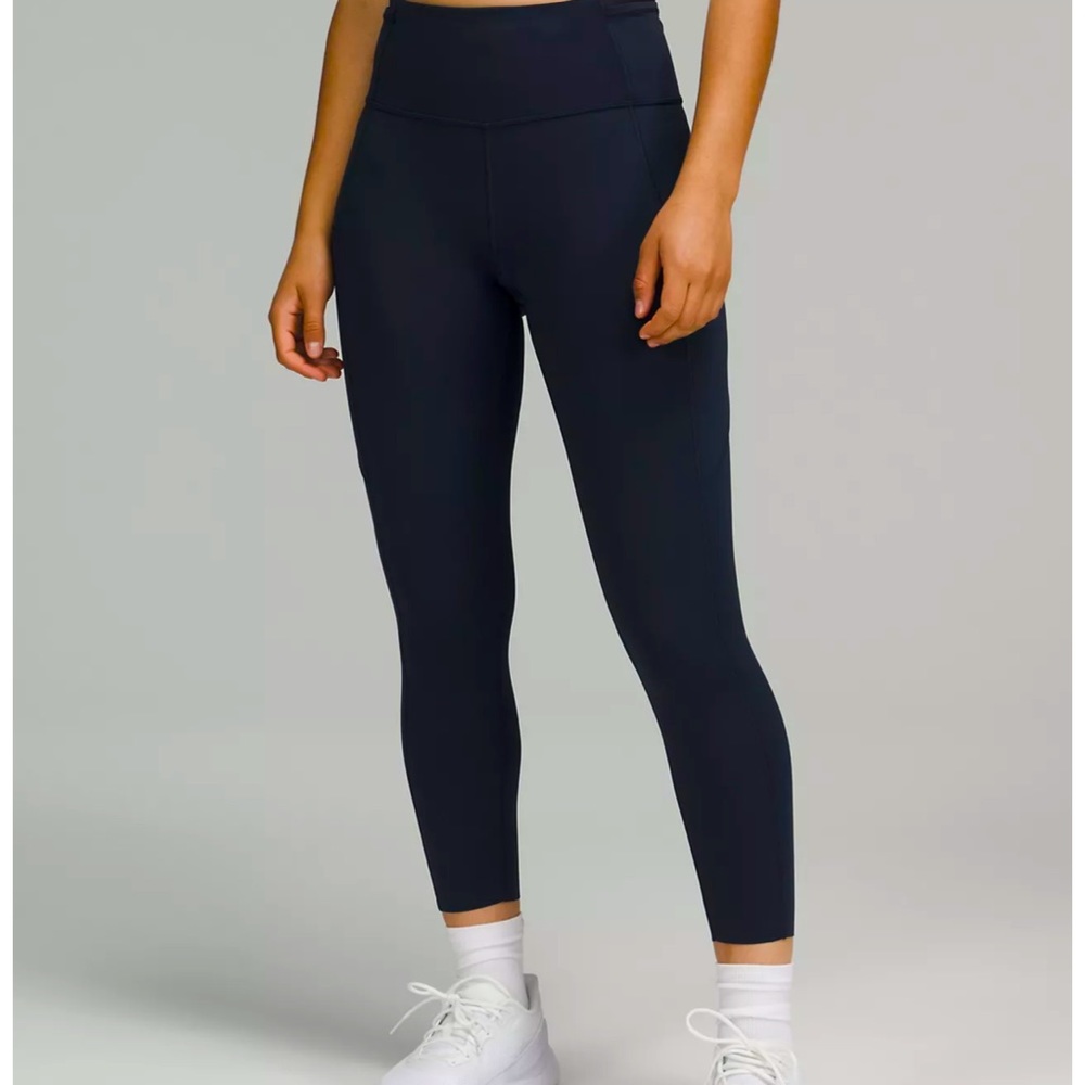 LULU Fast and Free high rise crop leggings
